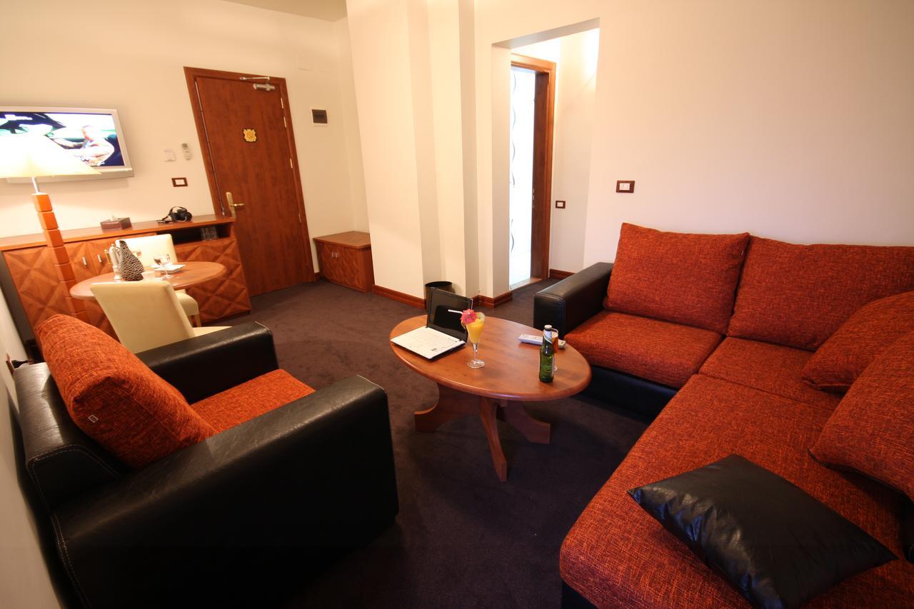 Plasma Hotel طرابلس المظهر الخارجي الصورة